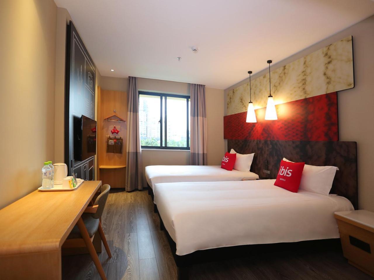 Ibis Haikou Injoy Plaza Hotel Kültér fotó